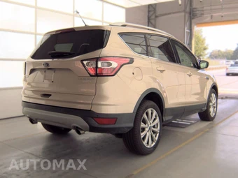 2017 Ford Escape Titanium – miniatura 4