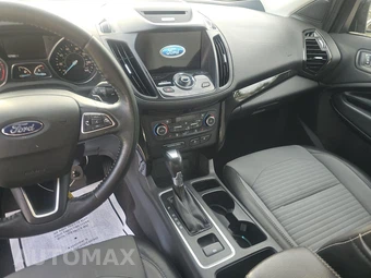 2017 Ford Escape Titanium – miniatura 11