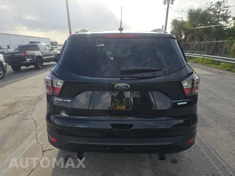 2017 Ford Escape Titanium – miniatura 5