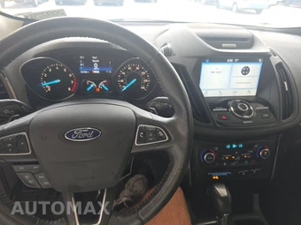 2017 Ford Escape Titanium – miniatura 11