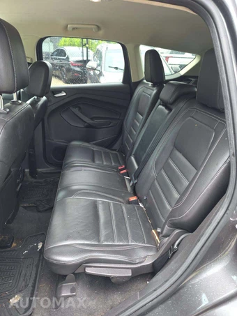 2017 Ford Escape Titanium – miniatura 13