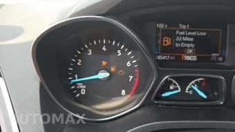 2017 Ford Escape Titanium – miniatura 18