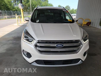 2017 Ford Escape Titanium – miniatura 2