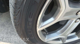 2017 Ford Escape Titanium – miniatura 20