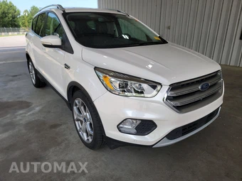 2017 Ford Escape Titanium – miniatura 3
