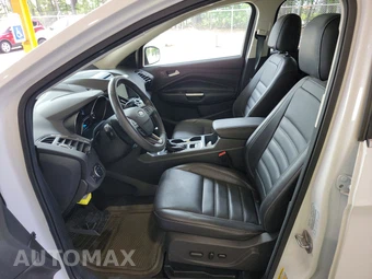 2017 Ford Escape Titanium – miniatura 7