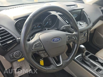 2017 Ford Escape Titanium - miniatura 10