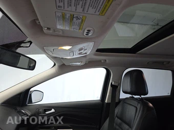 2017 Ford Escape Titanium - miniatura 17