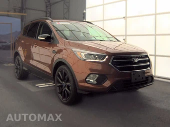 2017 Ford Escape Titanium – miniatura 3