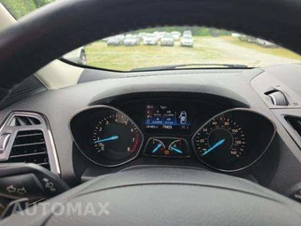 2017 Ford Escape Titanium - miniatura 10