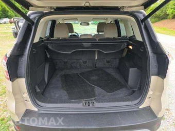 2017 Ford Escape Titanium - miniatura 15