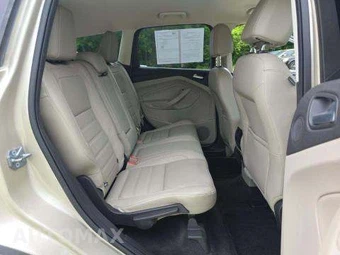 2017 Ford Escape Titanium - miniatura 17