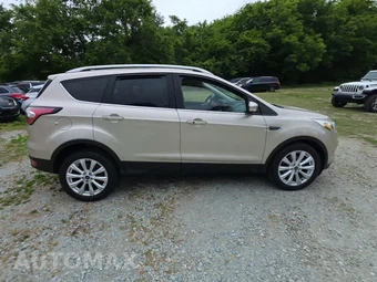 2017 Ford Escape Titanium - miniatura 5
