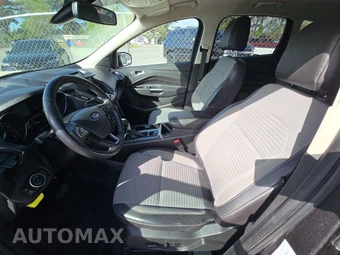 2017 Ford Escape Titanium – miniatura 7