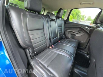 2017 Ford Escape Titanium – miniatura 13