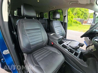 2017 Ford Escape Titanium – miniatura 15
