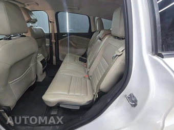 2017 Ford Escape Titanium – miniatura 13