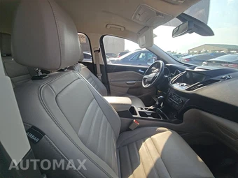 2017 Ford Escape Titanium - miniatura 8