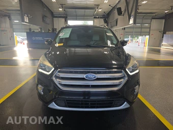 2017 Ford Escape Titanium – miniatura 2