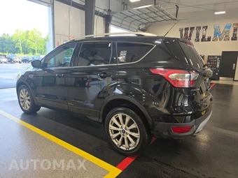 2017 Ford Escape Titanium – miniatura 6