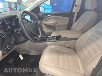 2017 Ford Escape Titanium – miniatura 7
