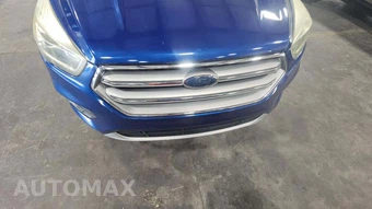 2017 Ford Escape Titanium – miniatura 29
