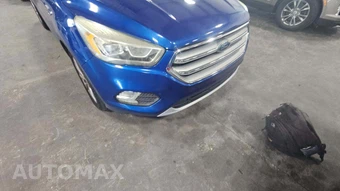 2017 Ford Escape Titanium – miniatura 37