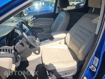 2017 Ford Escape Titanium – miniatura 7
