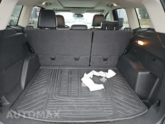2017 Ford Escape Titanium – miniatura 16