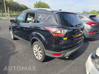 2017 Ford Escape Titanium - miniatura 2
