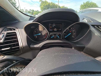 2017 Ford Escape Titanium - miniatura 9