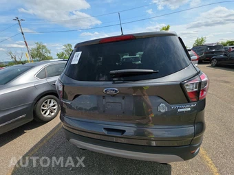 2017 Ford Escape Titanium – miniatura 5