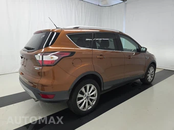 2017 Ford Escape Titanium – miniatura 4