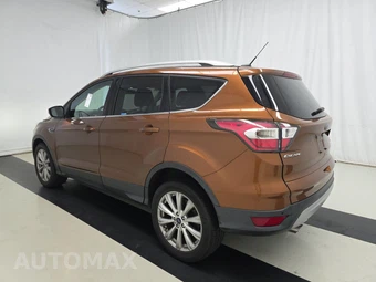 2017 Ford Escape Titanium – miniatura 6
