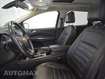 2017 Ford Escape Titanium – miniatura 7