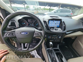 2017 Ford Escape Titanium - miniatura 11