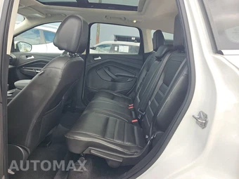 2017 Ford Escape Titanium – miniatura 13