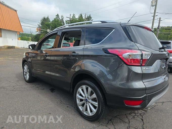 2017 Ford Escape Titanium - miniatura 2