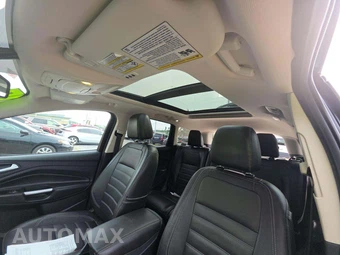 2017 Ford Escape Titanium – miniatura 11