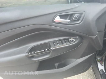 2017 Ford Escape Titanium - miniatura 9