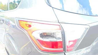 2017 Ford Escape Titanium - miniatura 27