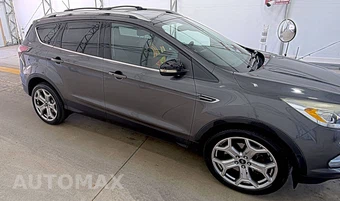 2017 Ford Escape Titanium - miniatura 3