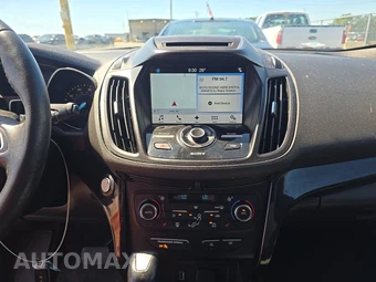2017 Ford Escape Titanium – miniatura 11