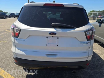 2017 Ford Escape Titanium – miniatura 5