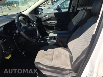 2017 Ford Escape Titanium – miniatura 7