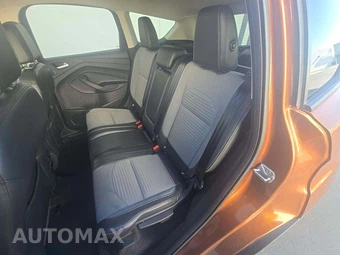 2017 Ford Escape Titanium – miniatura 10