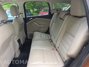2017 Ford Escape Titanium – miniatura 13