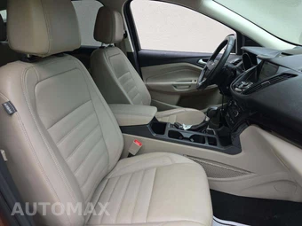 2017 Ford Escape Titanium – miniatura 18