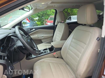2017 Ford Escape Titanium – miniatura 6