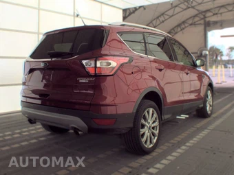2017 Ford Escape Titanium – miniatura 4